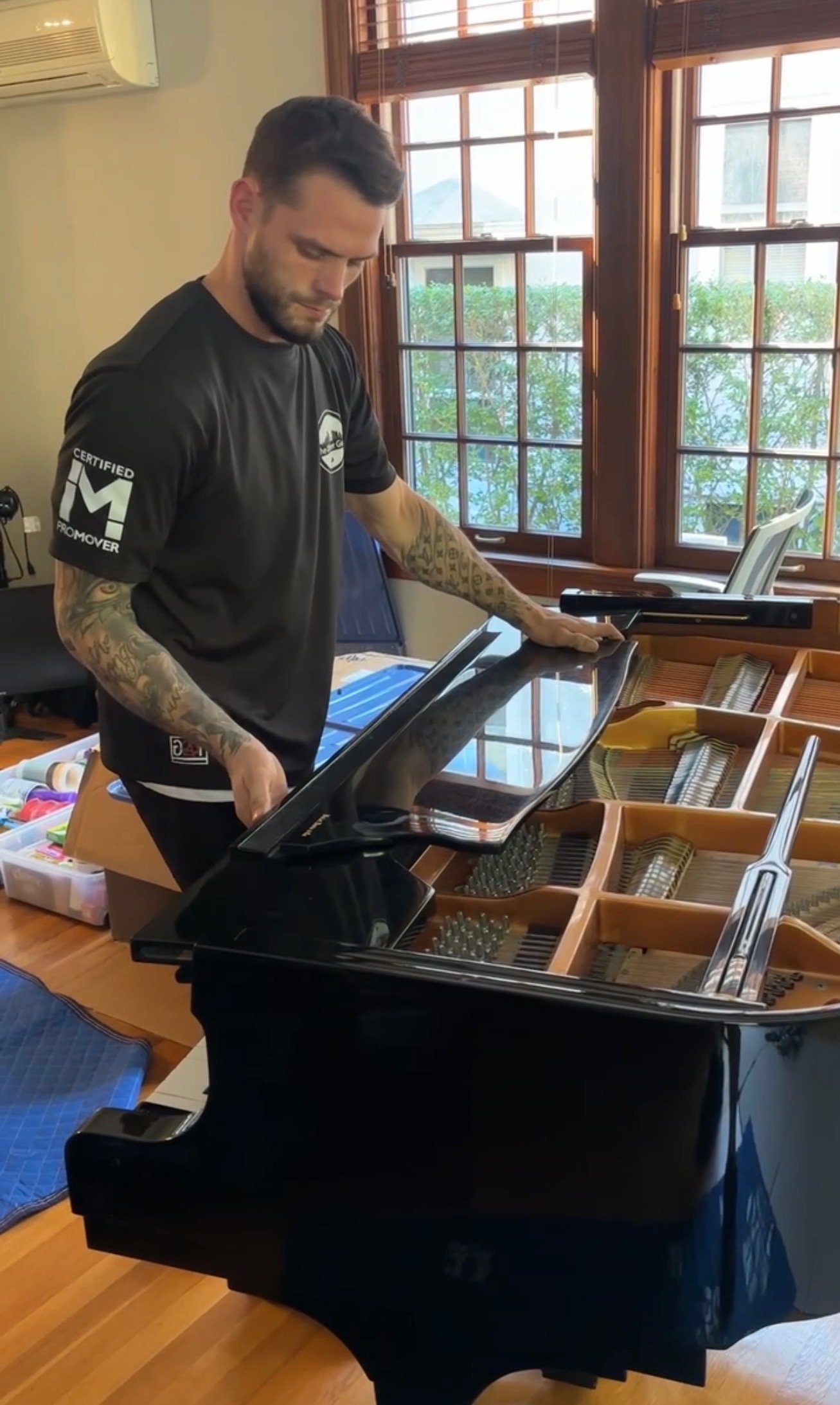 piano move
